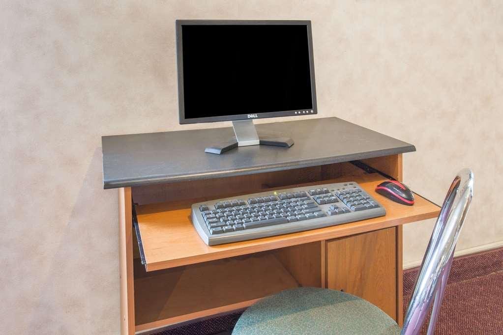 Comfort Inn Mount Pleasant - Racine Létesítmények fotó